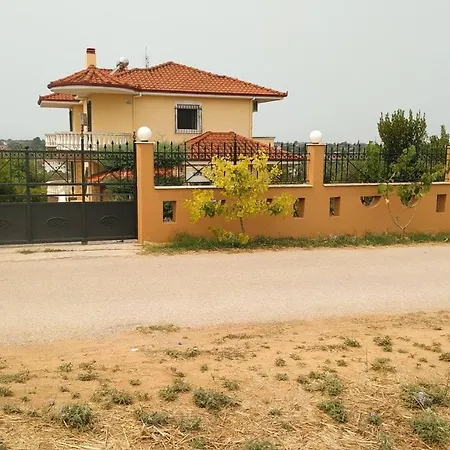 Zeus Thessalonikis Villa Agía Triás